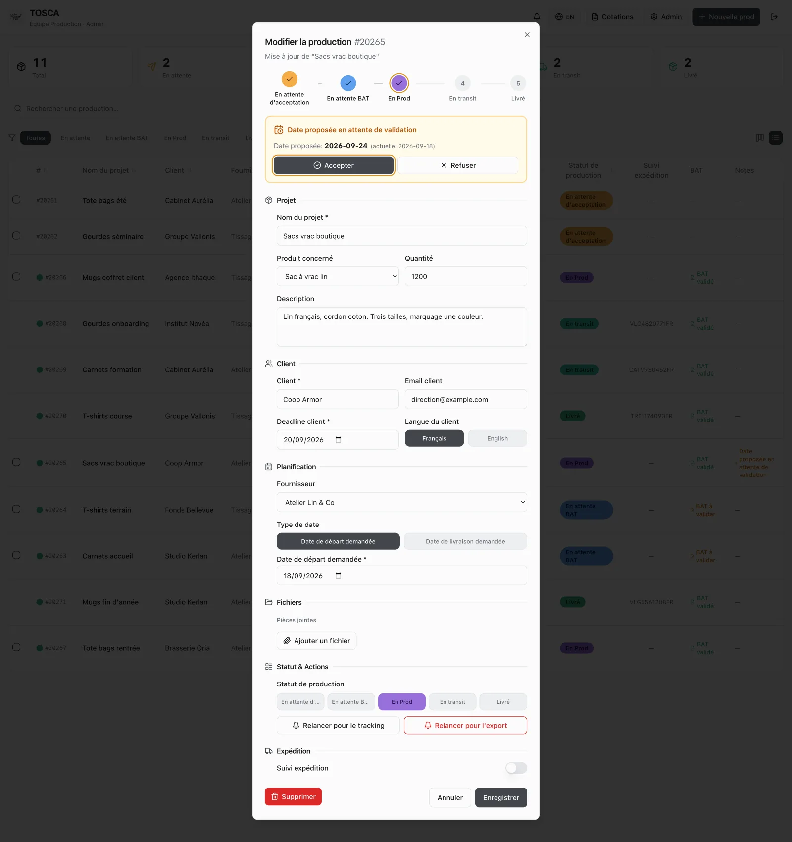 An order's detail view in the app: production steps and date negotiation with the producer.